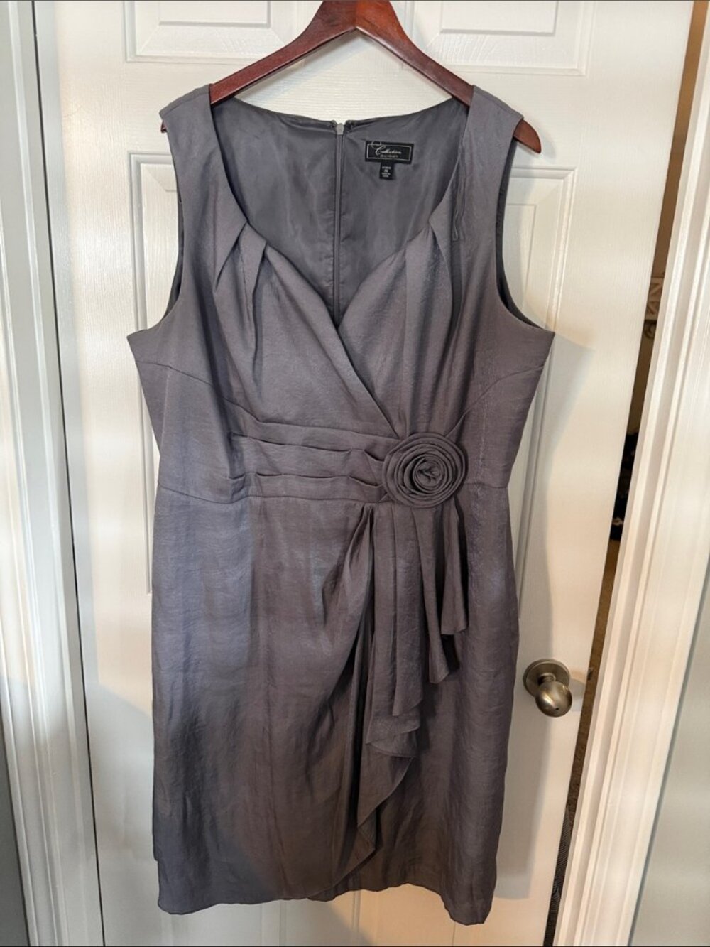 Dress Barn Collection Sleeveless Gray Midi Dress with Rosette Detail - Gray - Picture 4 of 5